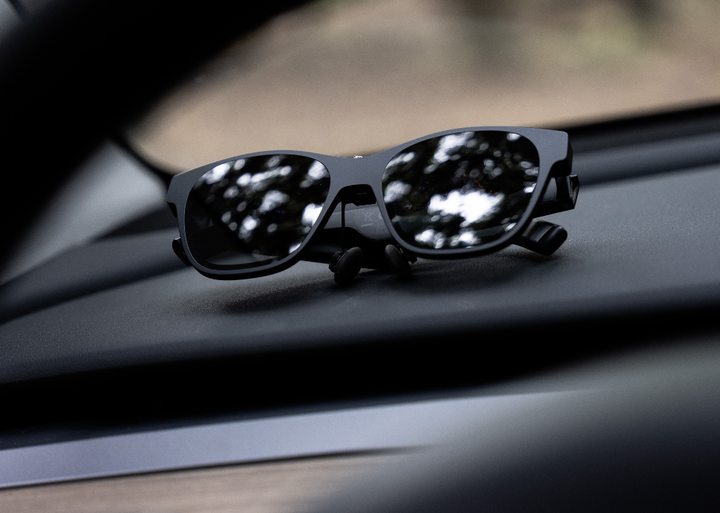 XREAL Air 2 Pro hands-on: Are electrochromic glasses worth buying?